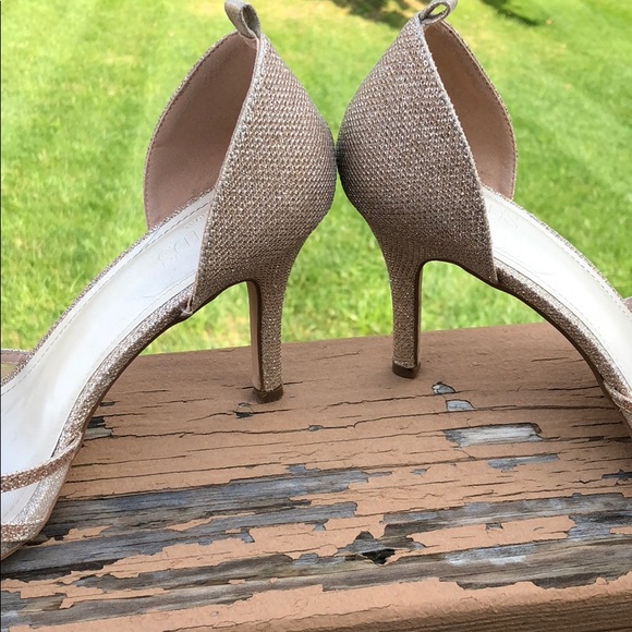 David’s bridal shimmer heels - Picture 4 of 6